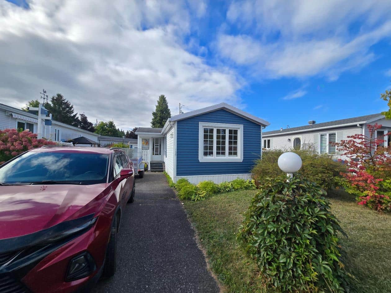 158 Avenue Chanoine Brochu, Montmagny, QC G5V 4N2
