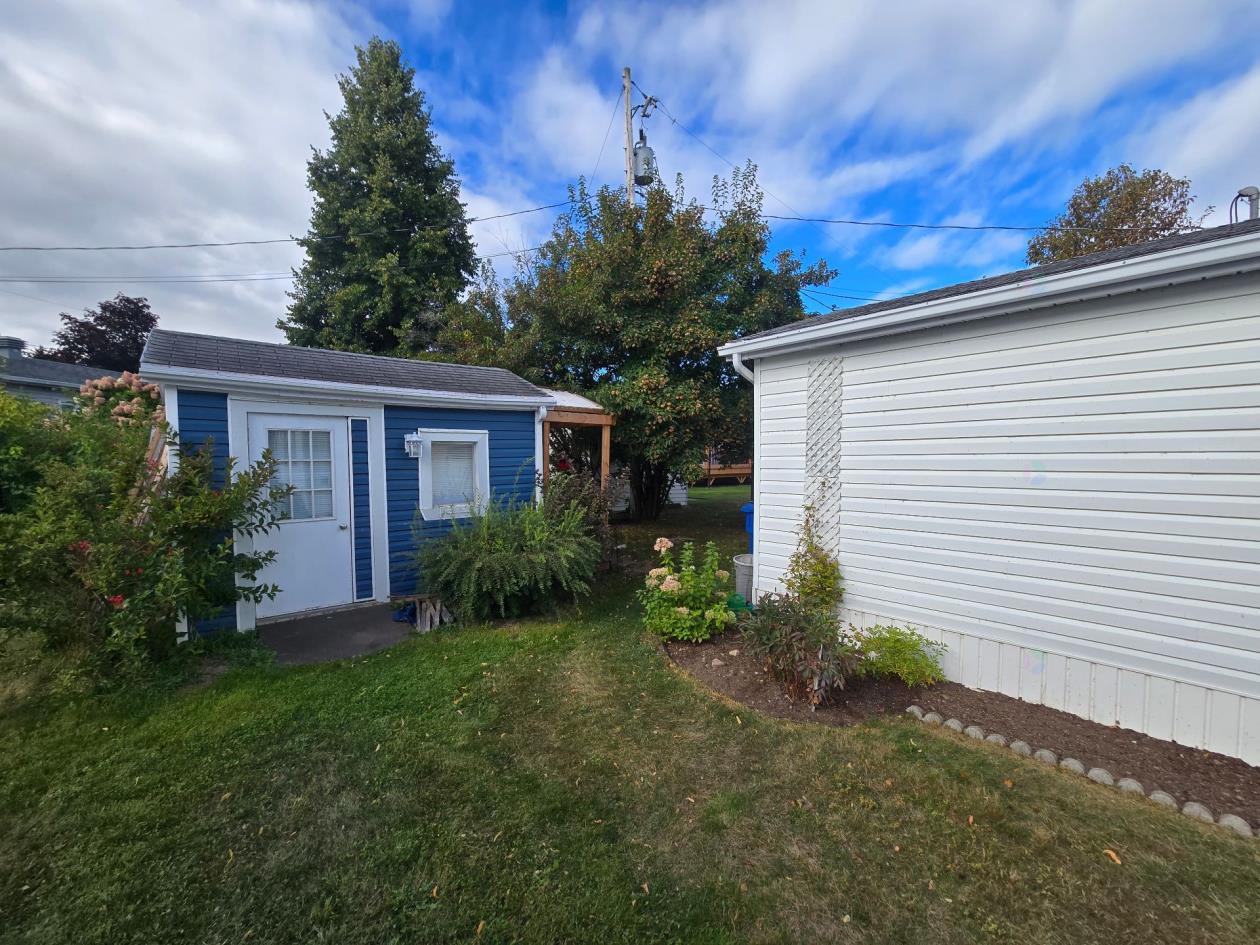 158 Avenue Chanoine Brochu, Montmagny, QC G5V 4N2